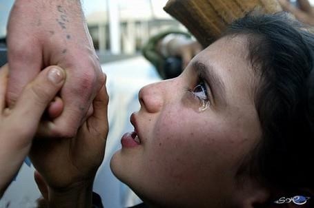 الفقر أبو الجريمة. لكي تمنع الجريمه اقضي علي الفقر اولا